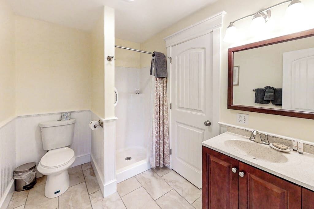 Photo of Bathroom in Edgecomb
