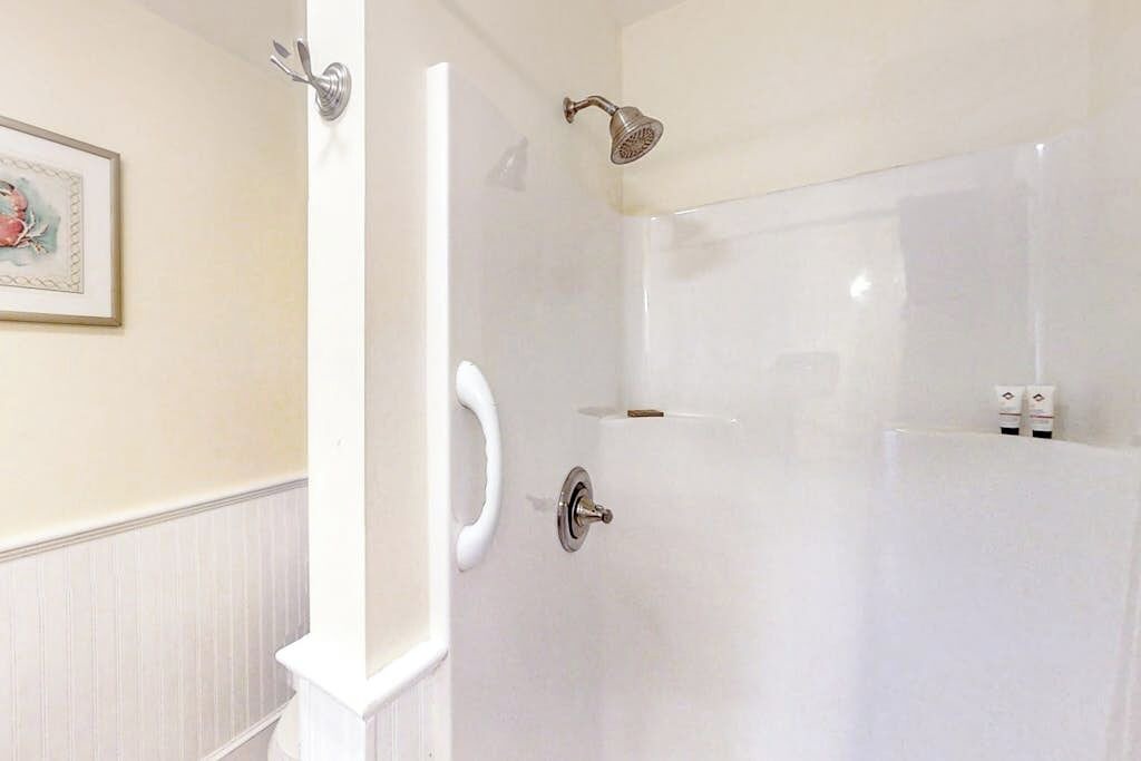 Photo of Bathroom in Edgecomb