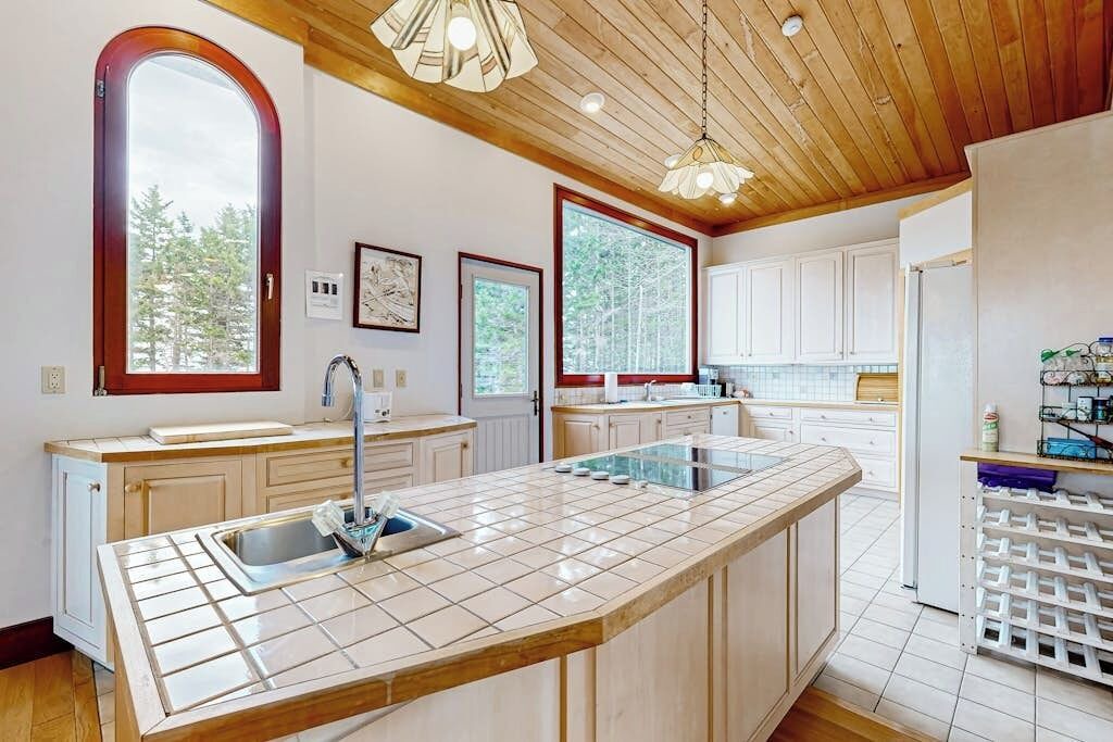 Photo of Kitchen in Ocean Point
