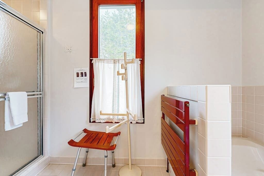 Photo of Bathroom in Ocean Point