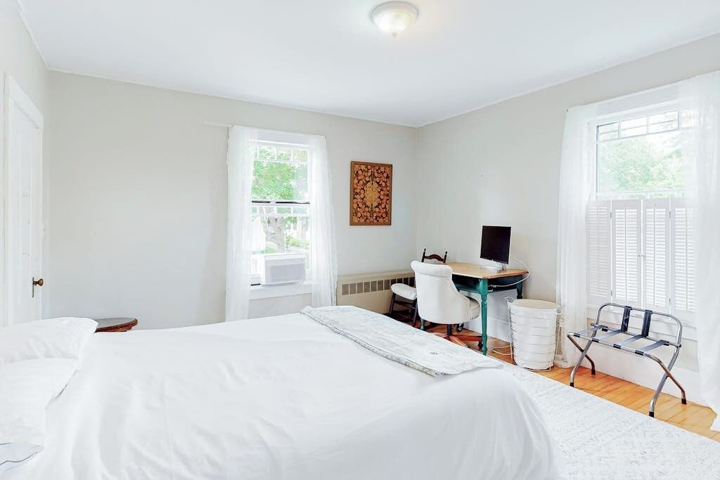 Photo of Bedroom in Wiscasset