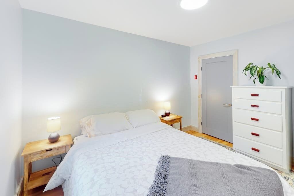 Photo of Bedroom in Lamoine