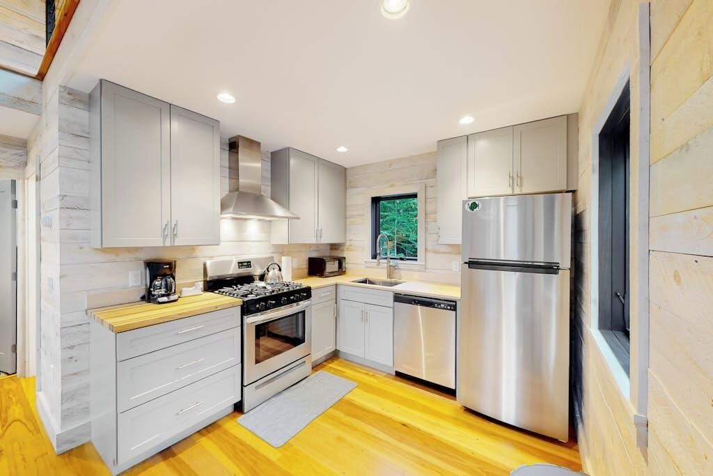Photo of Kitchen in Lamoine