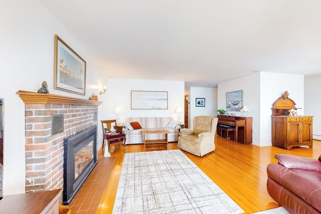 Photo of Livingroom in Owls Head