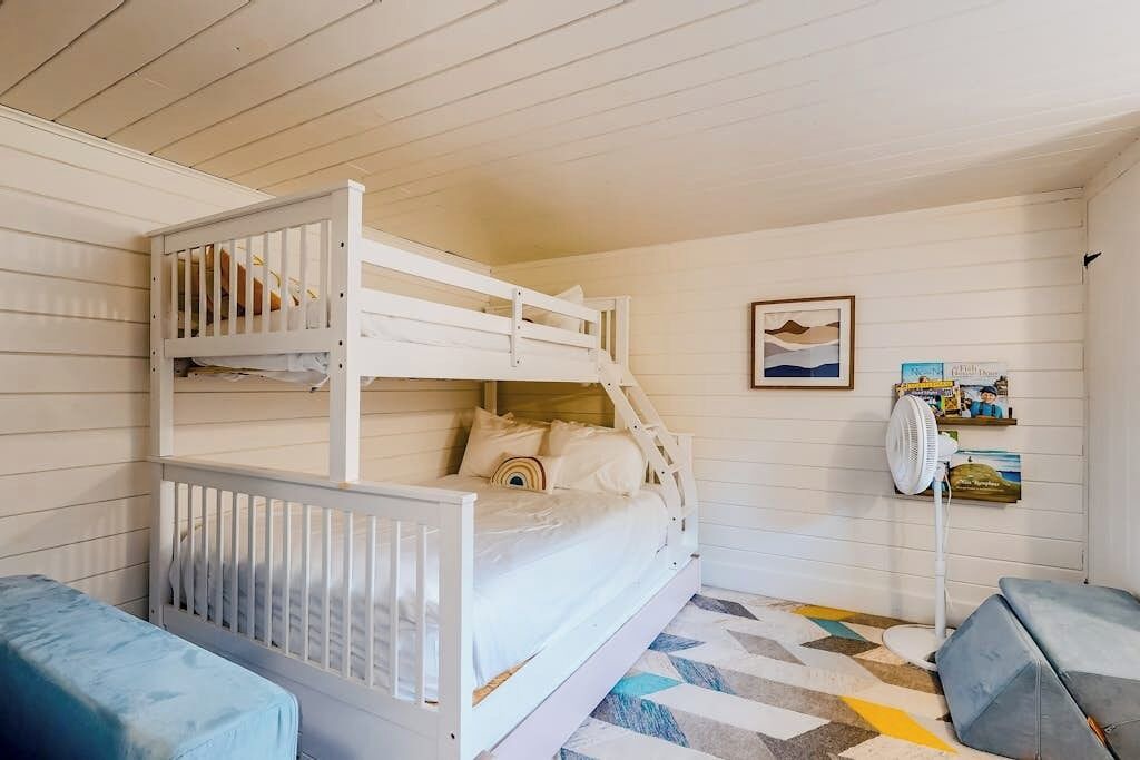 Photo of Bedroom in Saint George