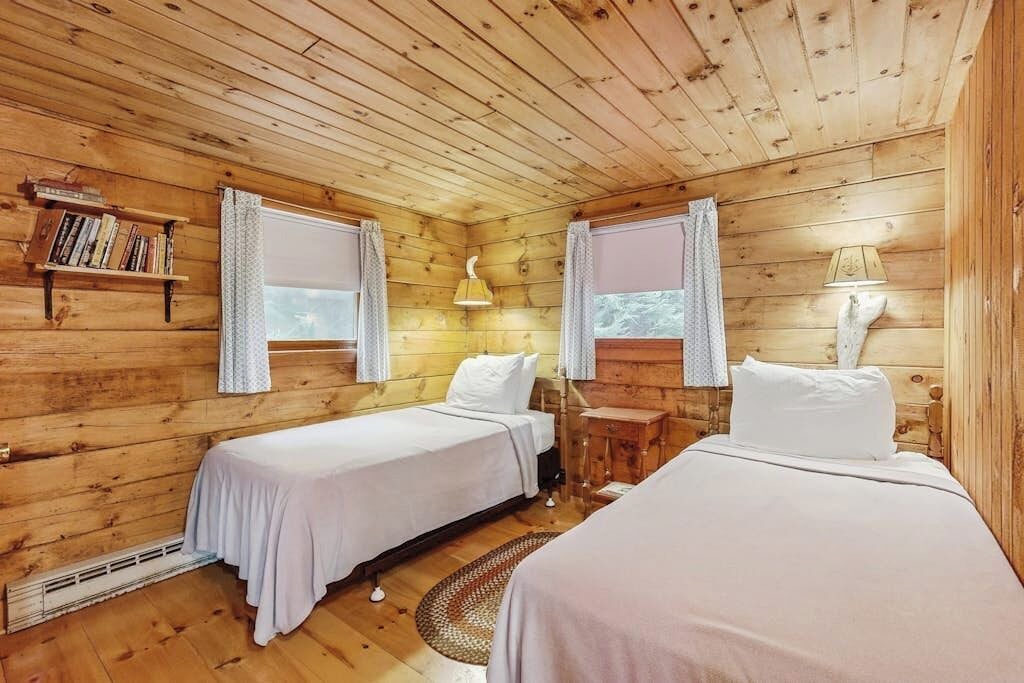 Photo of Bedroom in Beaver Cove