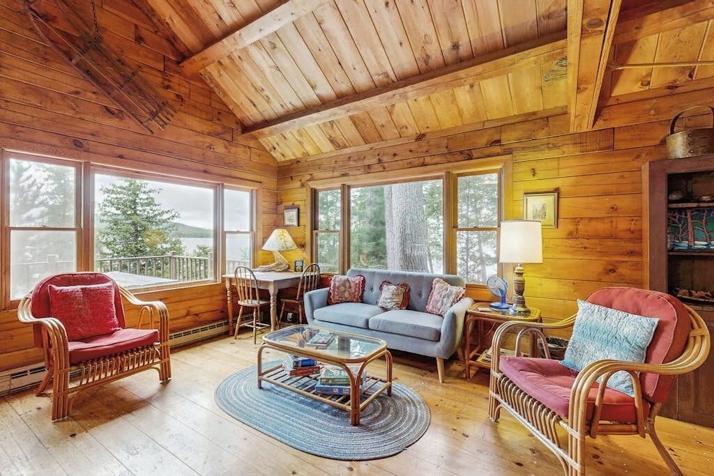 Photo of Livingroom in Beaver Cove