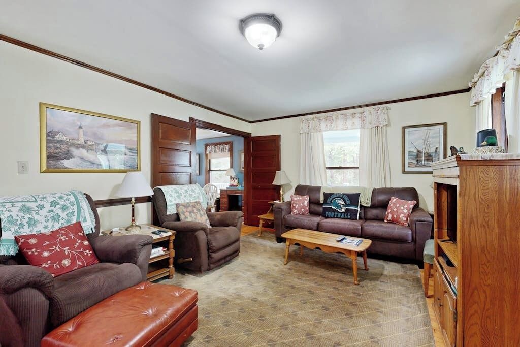 Photo of Livingroom in Bayville