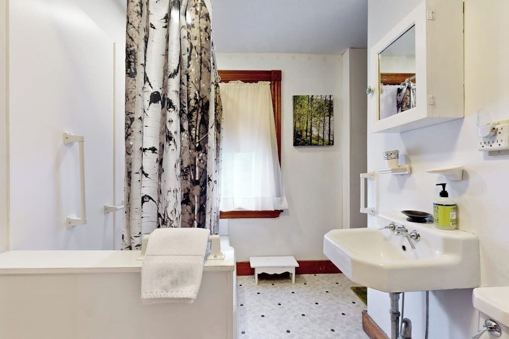 Photo of Bathroom in Bayville