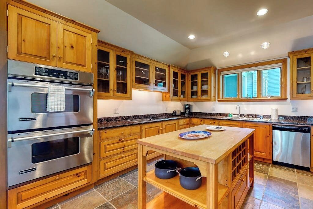 Photo of Kitchen in Isle of Springs