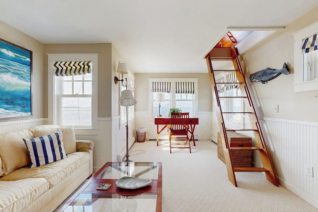 Photo of Livingroom in Ocean Point