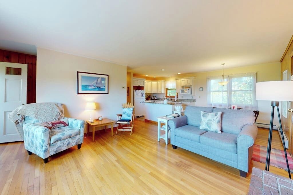 Photo of Livingroom in Castine