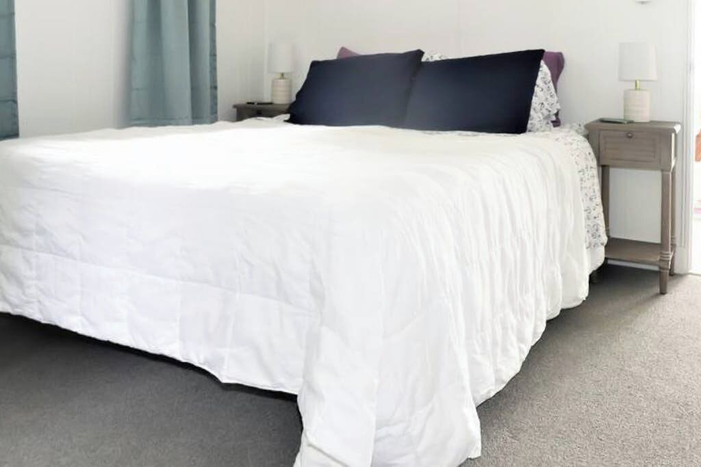 Photo of Bedroom in New Harbor
