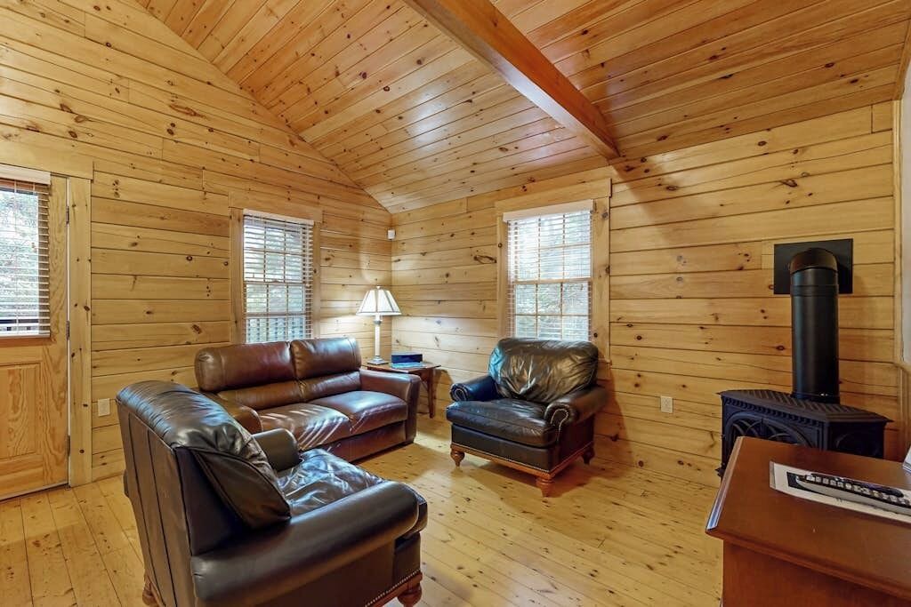 Photo of Livingroom in Northport
