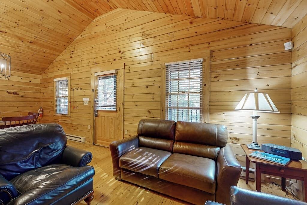 Photo of Livingroom in Northport
