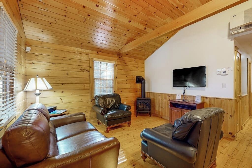 Photo of Livingroom in Northport