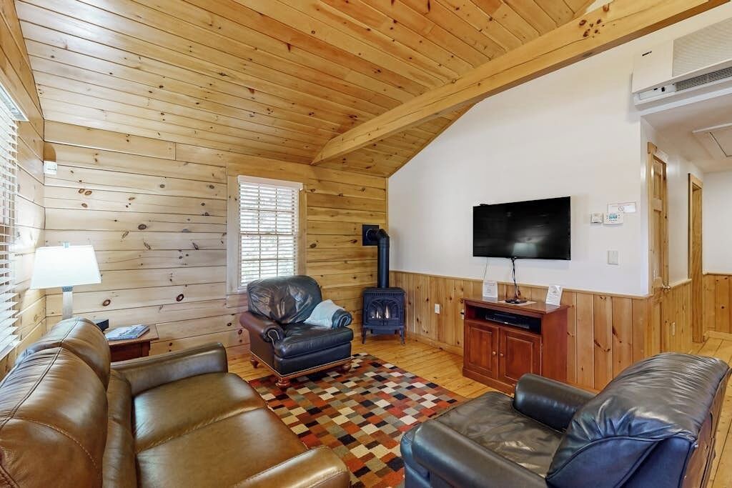 Photo of Livingroom in Northport