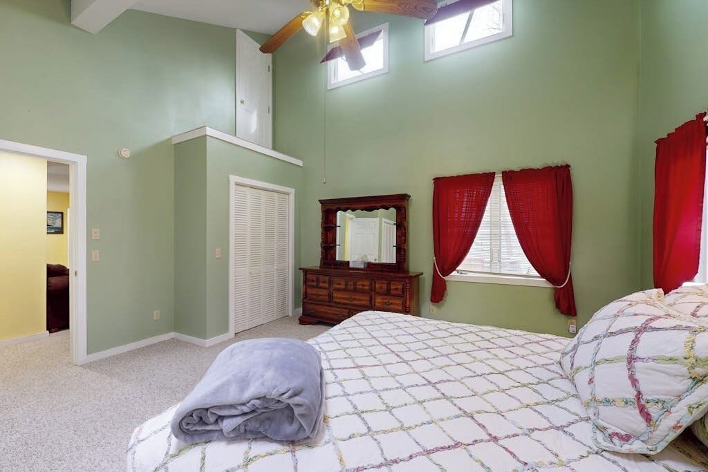 Photo of Bedroom in Chamberlain
