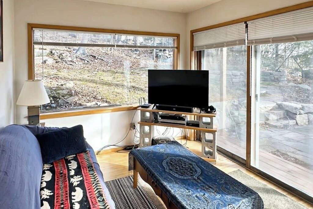 Photo of Livingroom in Seal Harbor