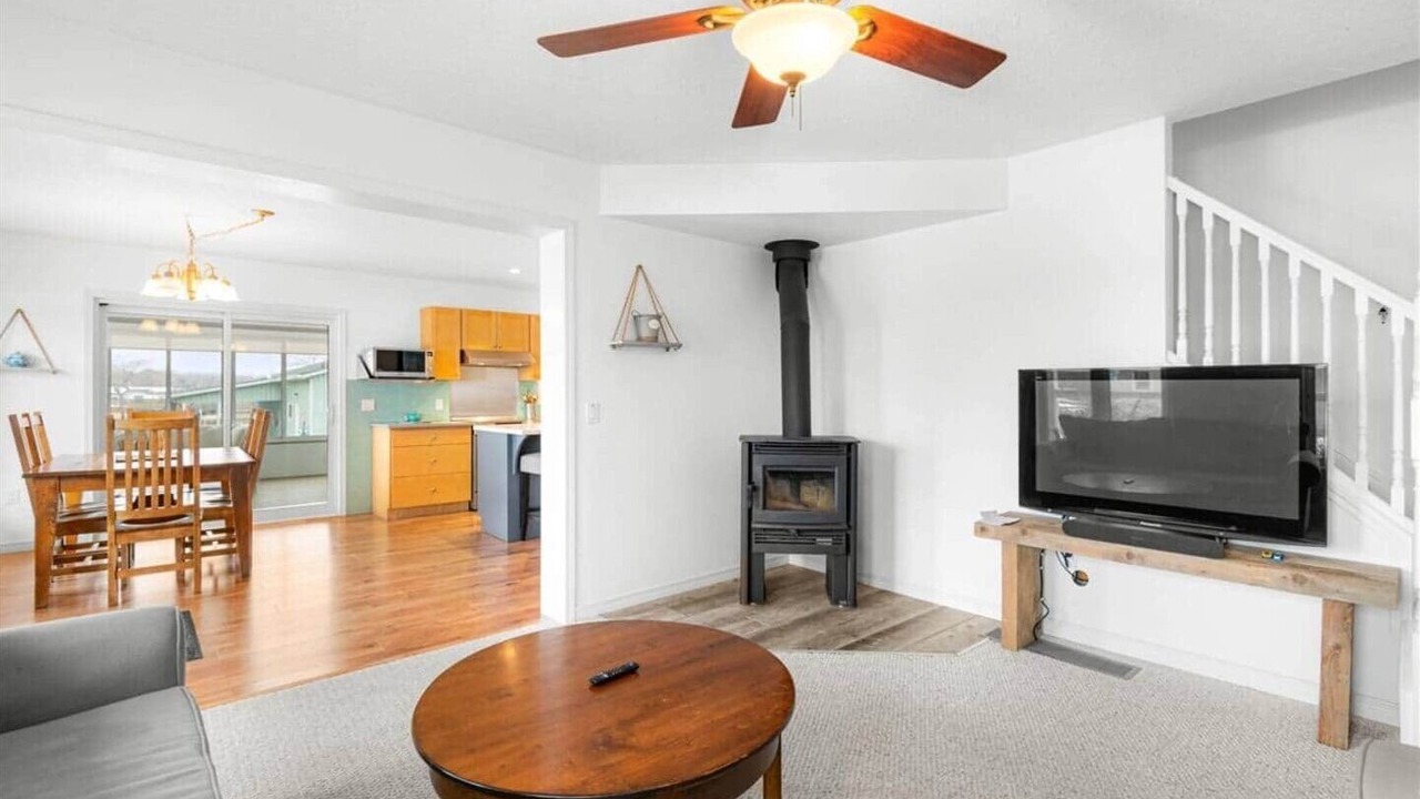 Photo of Livingroom in Turkey Point
