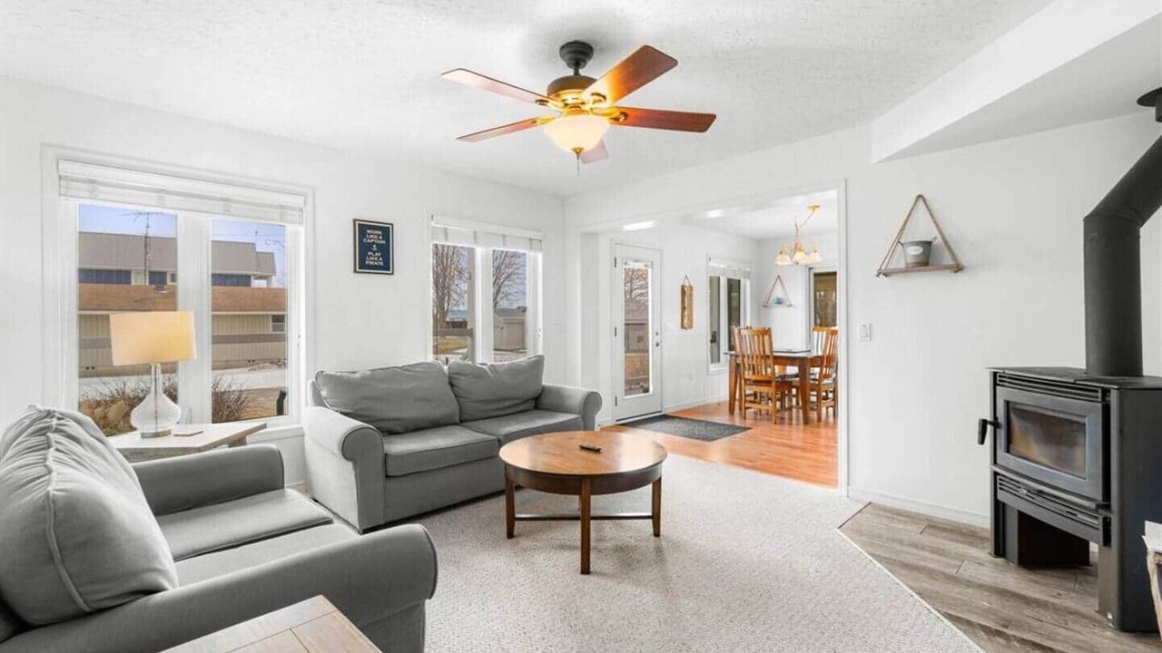Photo of Livingroom in Turkey Point