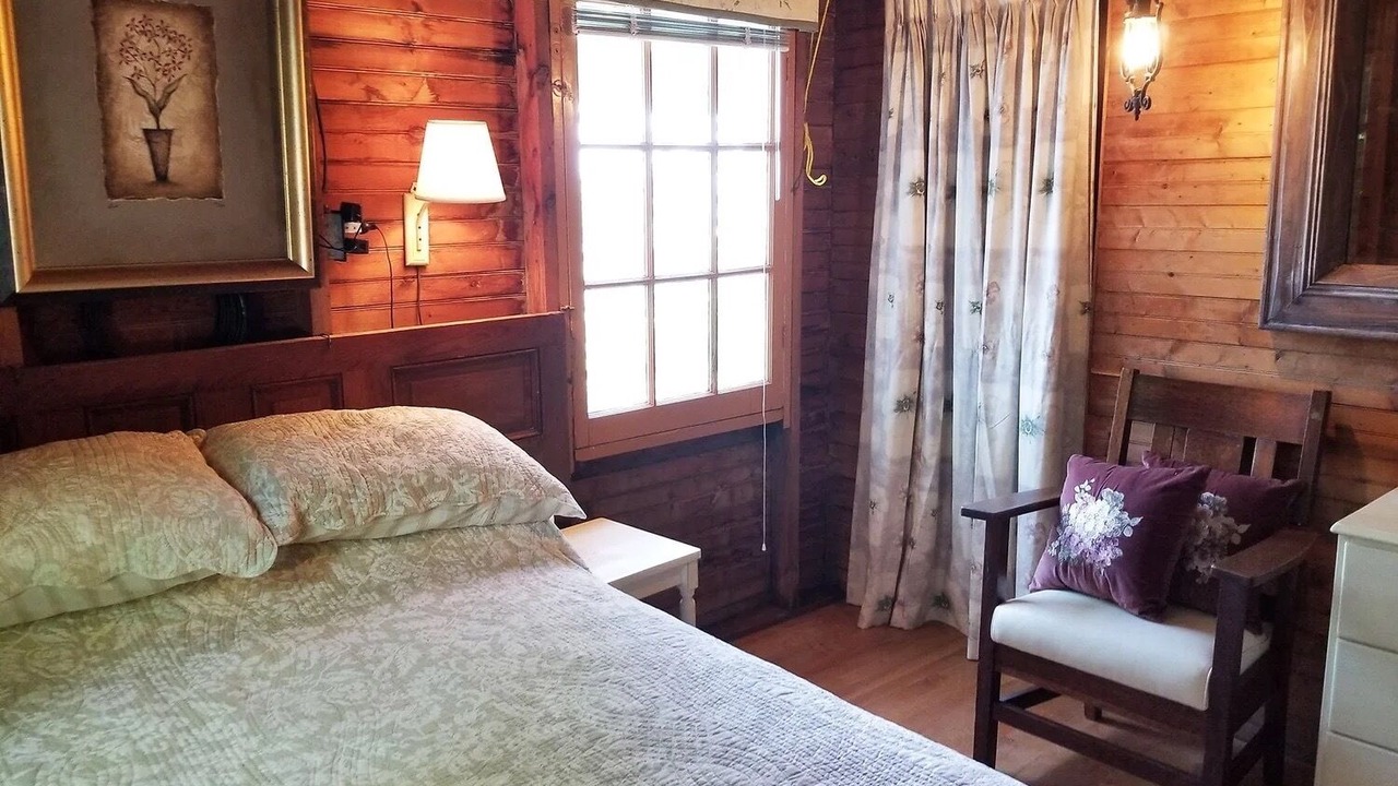 Photo of Bedroom in Bayfield