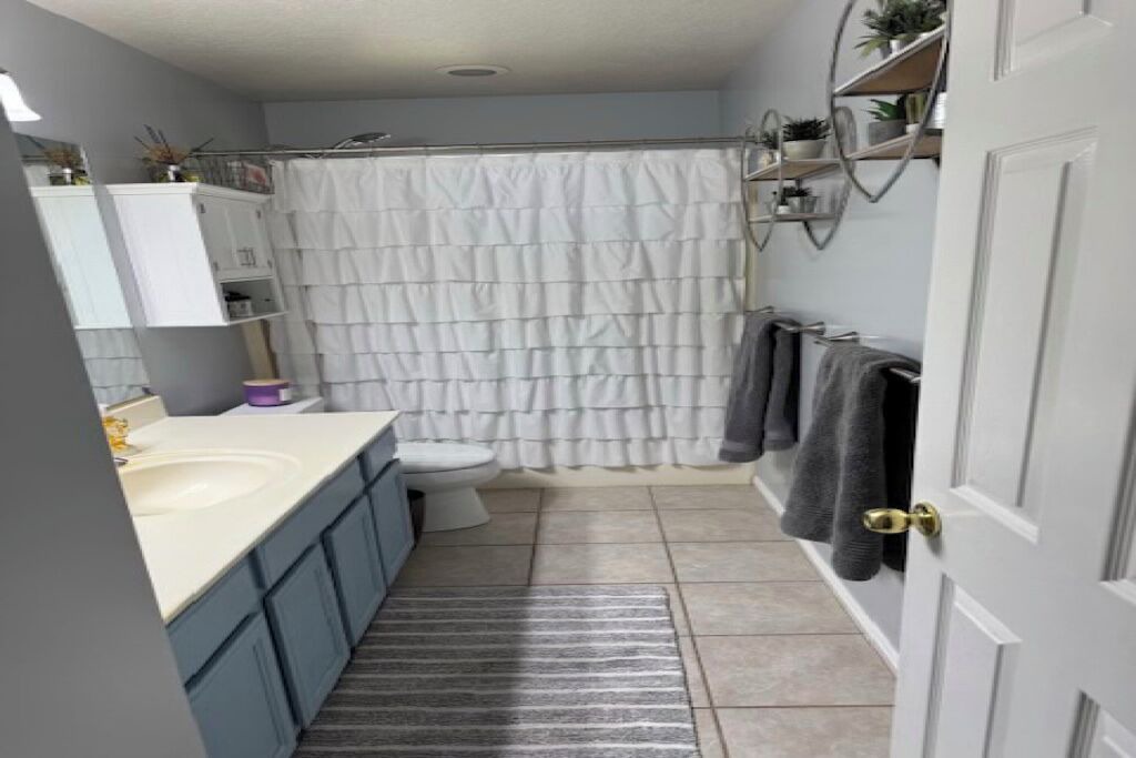 Photo of Bathroom in West Haven