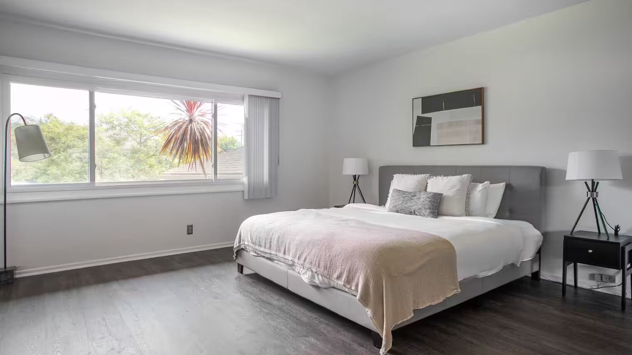 Photo of Bedroom in Ladera Heights
