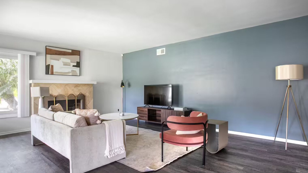 Photo of Livingroom in Ladera Heights