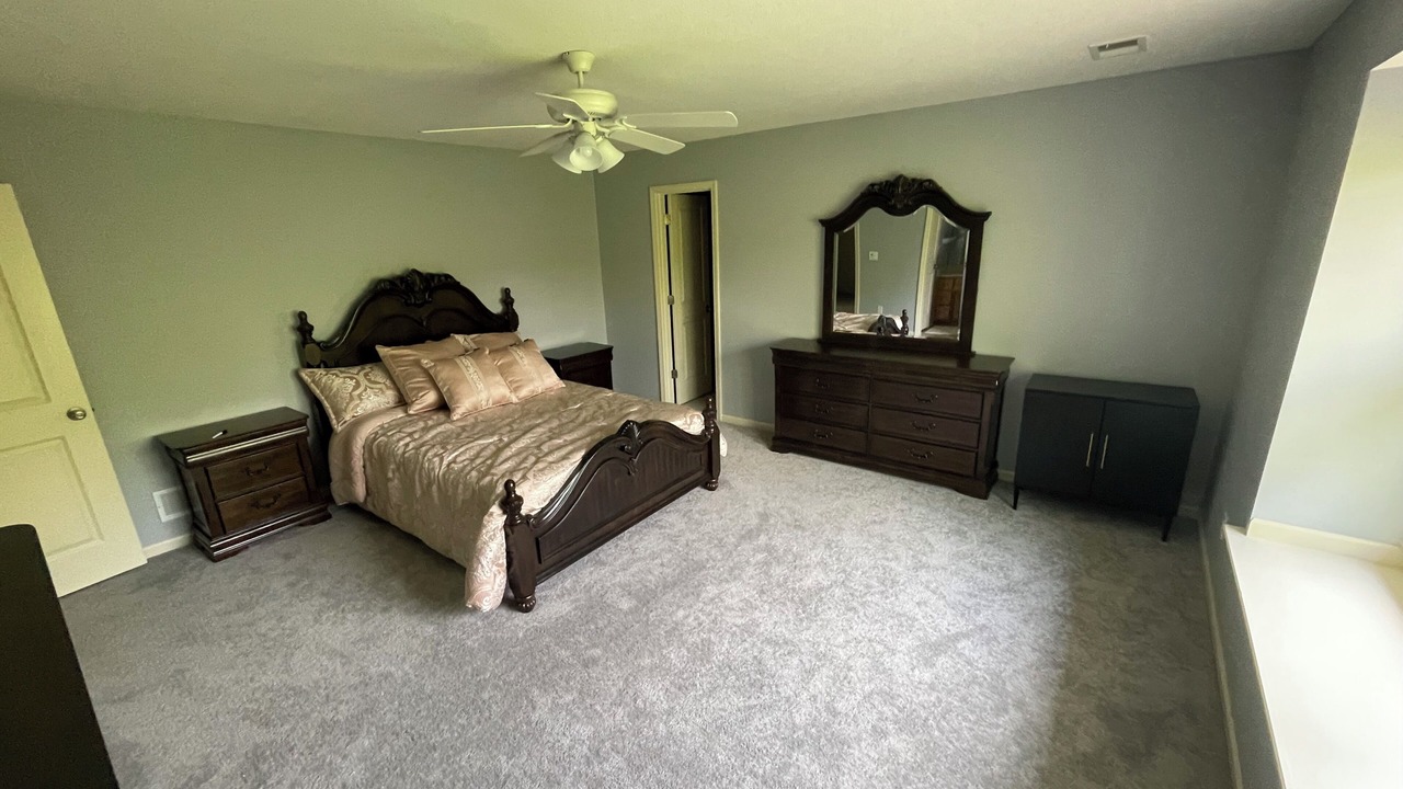 Photo of Bedroom in South Kansas City