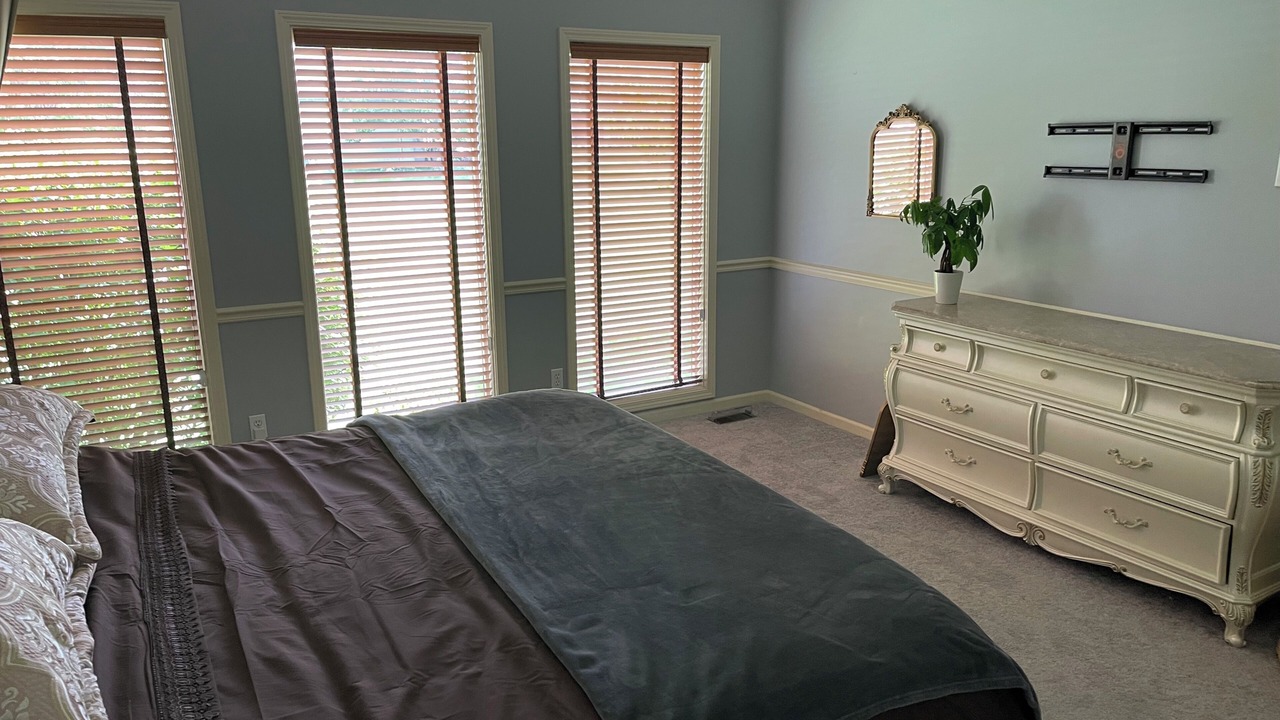 Photo of Bedroom in South Kansas City