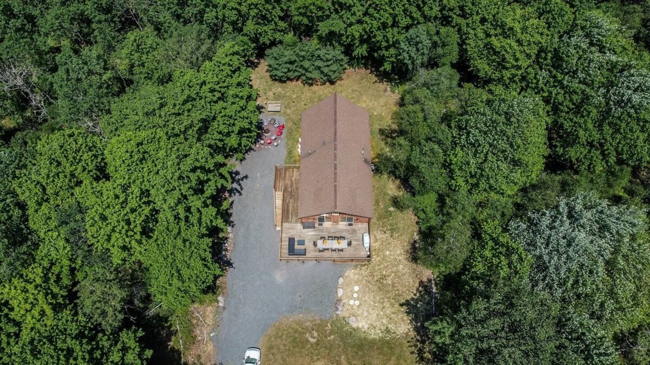 Photo of Outdoor in Briar Crest Woods