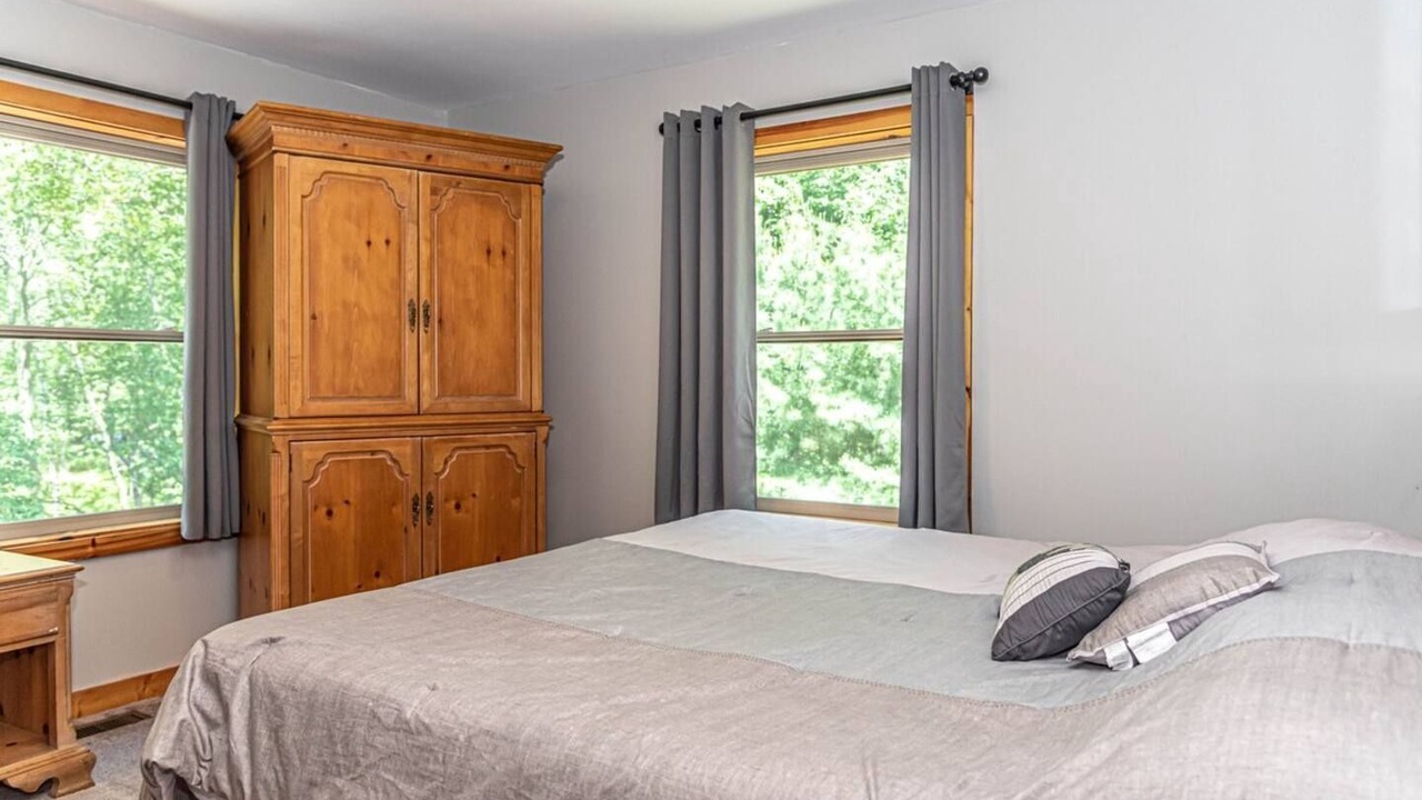 Photo of Bedroom in Briar Crest Woods