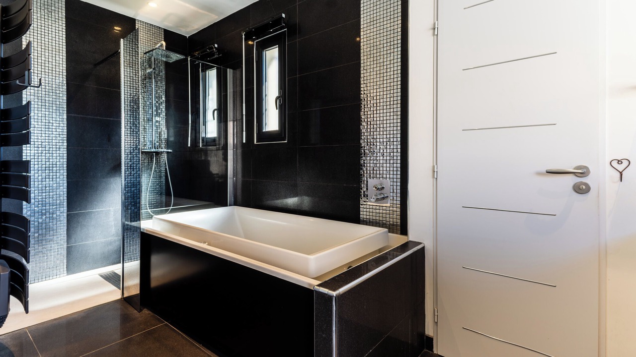 Photo of Bathroom in Saleilles