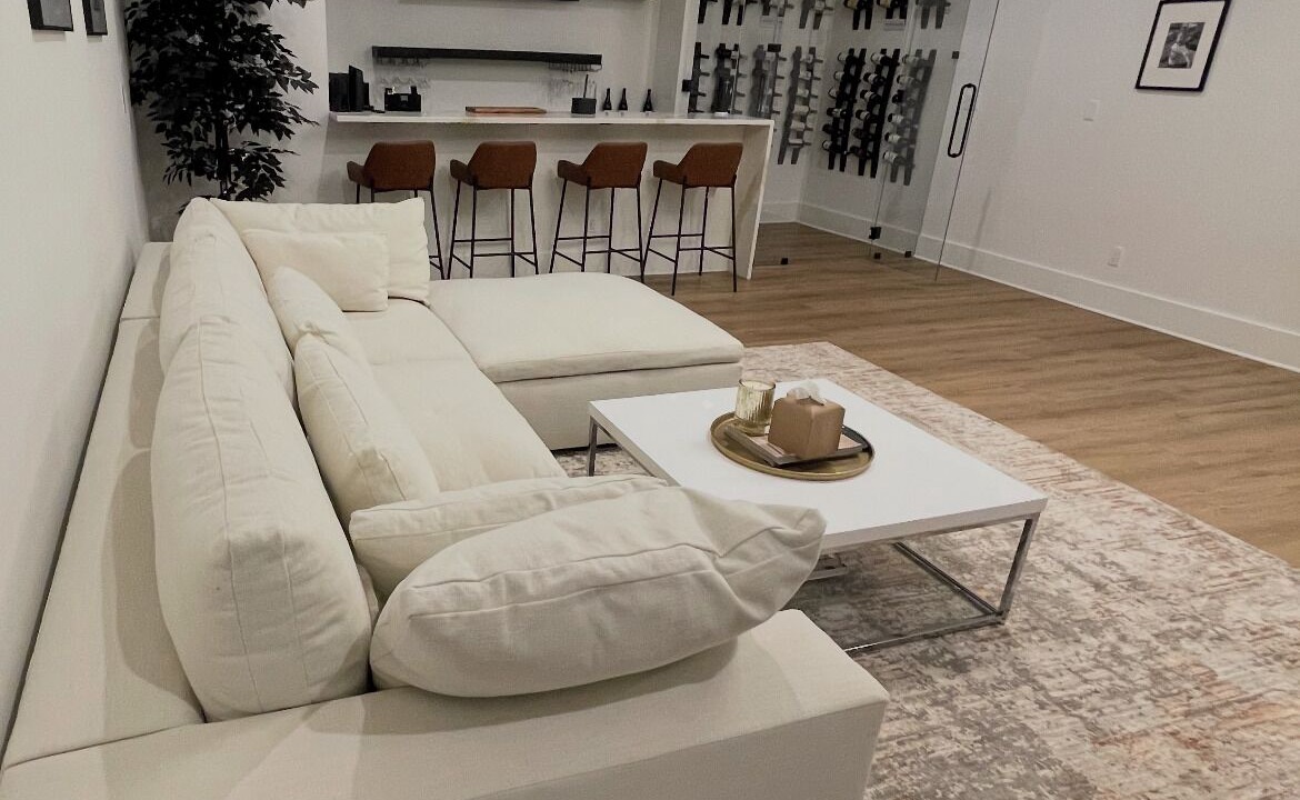Photo of Livingroom in Roswell