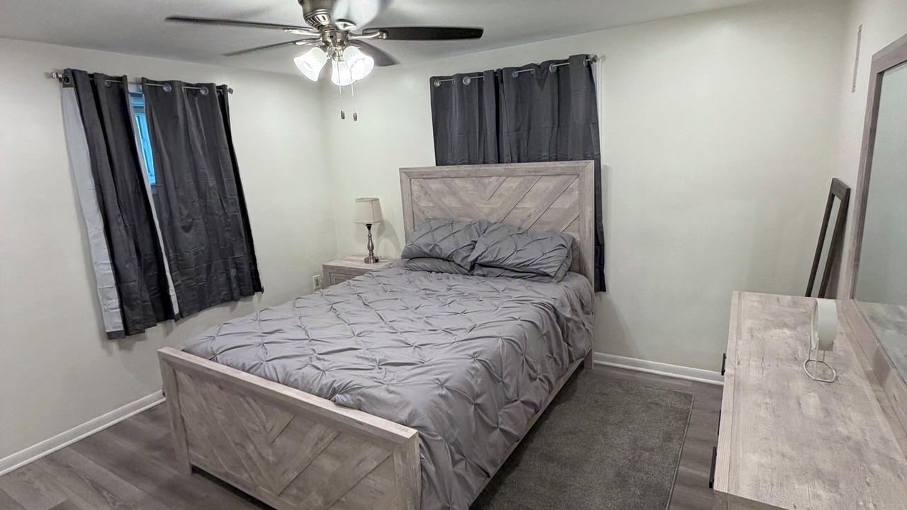 Photo of Bedroom in Forest Hills