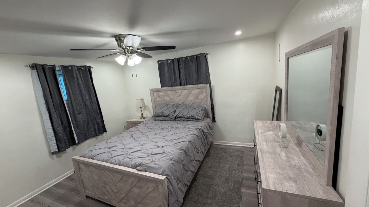 Photo of Bedroom in Forest Hills