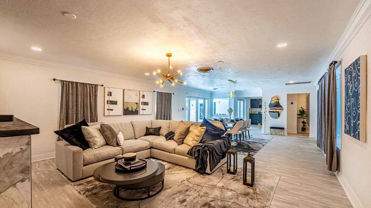 Photo of Livingroom in Pembroke Pines