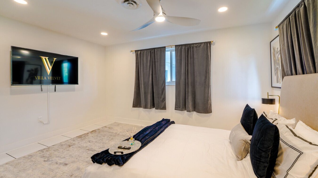 Photo of Bedroom in Pembroke Pines