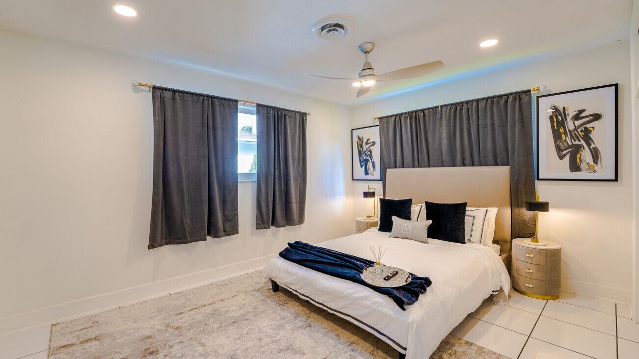 Photo of Bedroom in Pembroke Pines