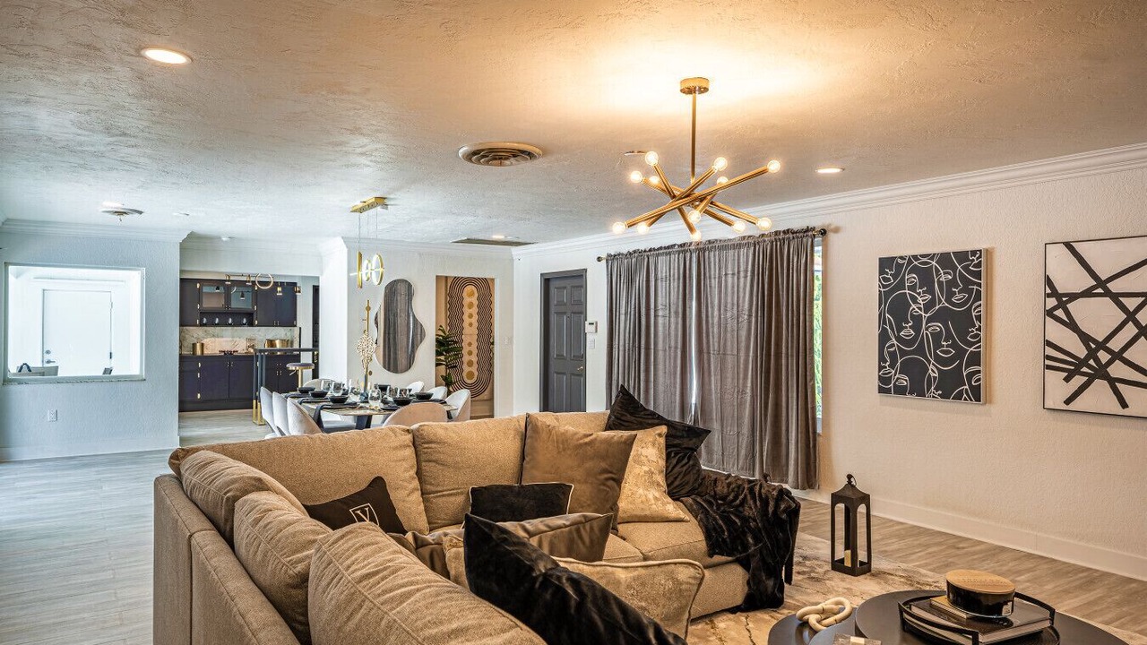 Photo of Livingroom in Pembroke Pines