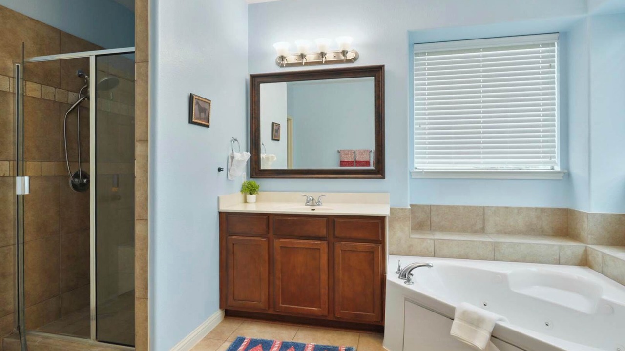 Photo of Bathroom in Pflugerville