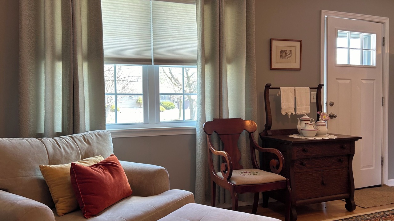 Photo of Livingroom in Auburn