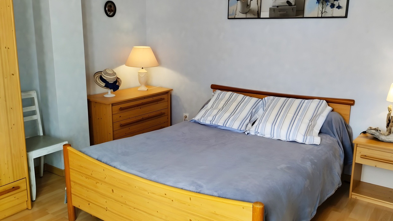 Photo of Bedroom in Ustou