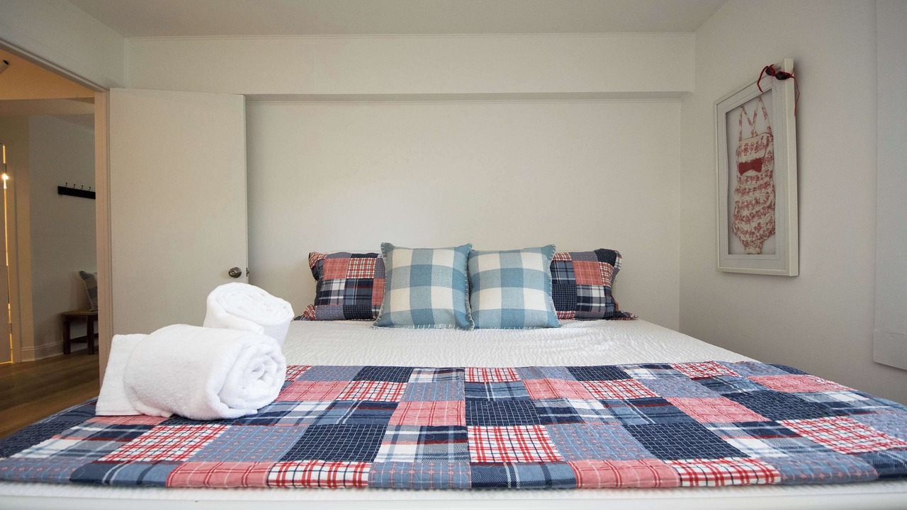 Photo of Bedroom in Flat Rock