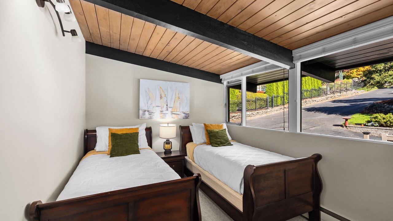 Photo of Bedroom in Des Moines