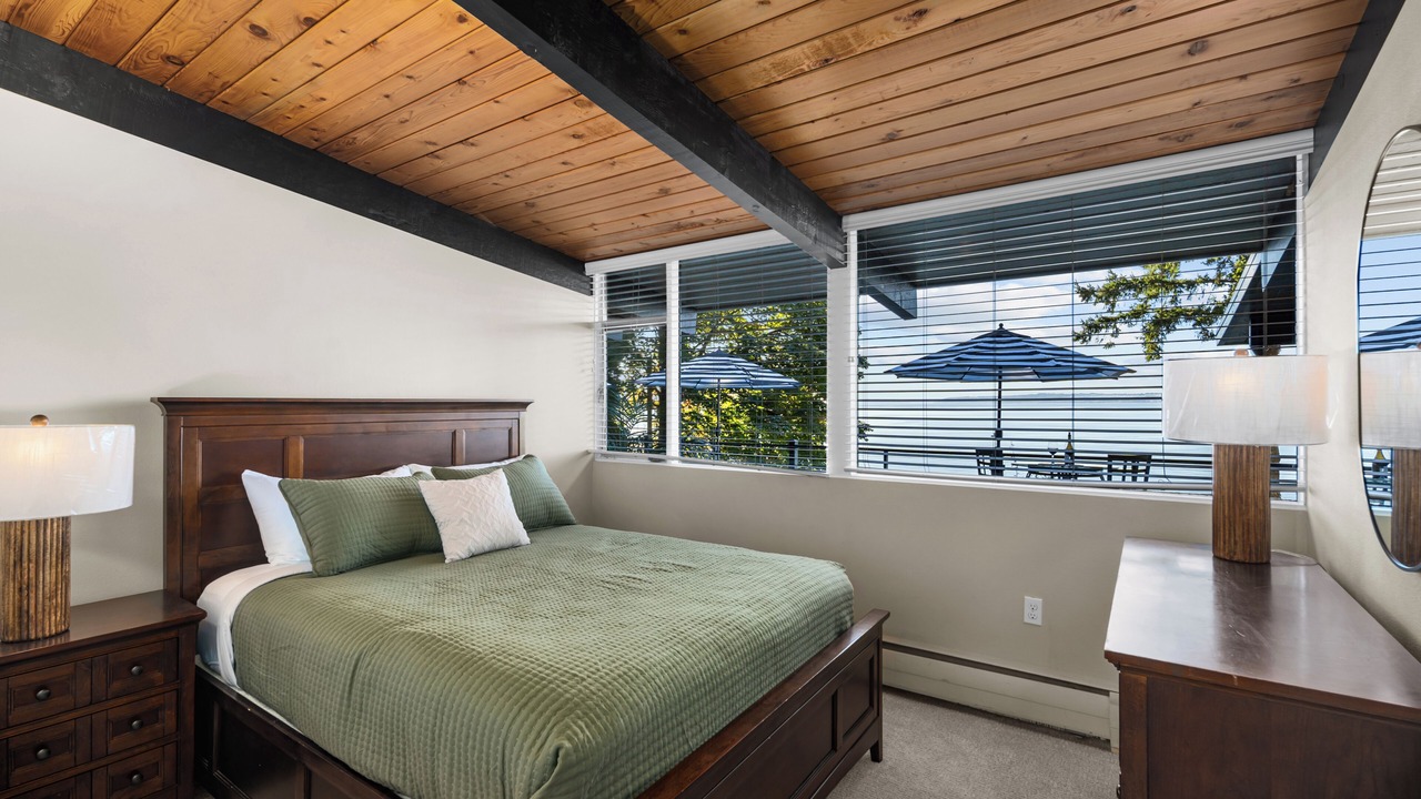 Photo of Bedroom in Des Moines