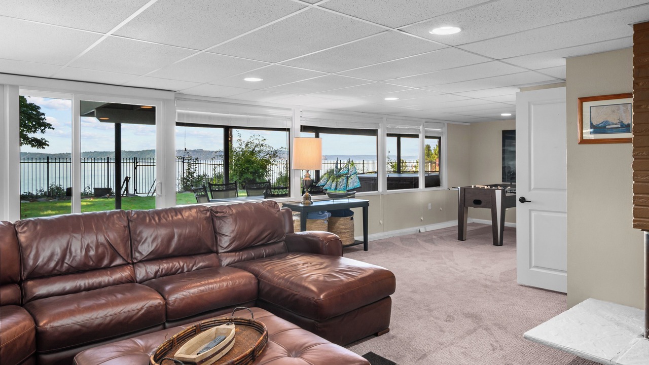Photo of Livingroom in Des Moines