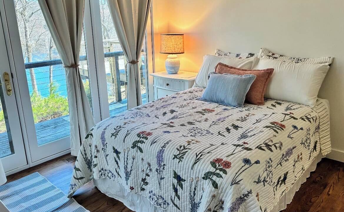 Photo of Bedroom in Bethlehem Village