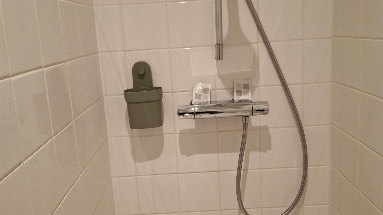 Photo of Bathroom in Teurtheville-Bocage